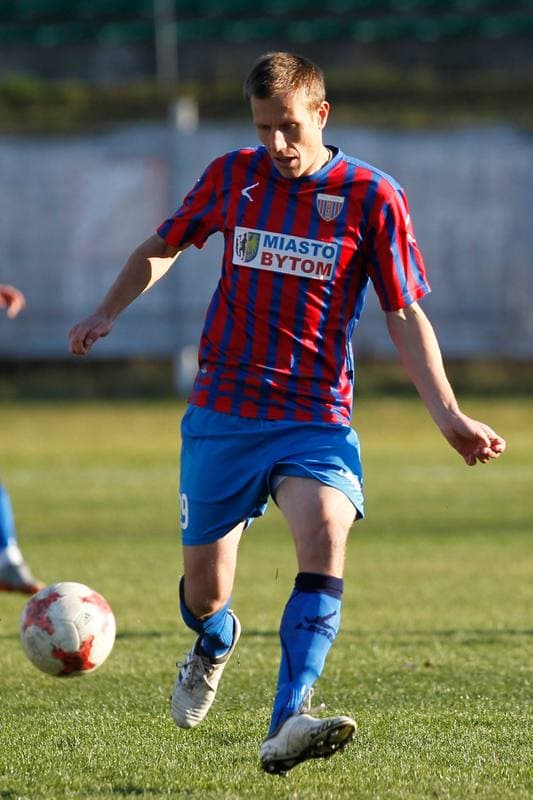 Football. Haiz IV Liga. Polonia Bytom - Slask Swietochlowice. 17.11.2018