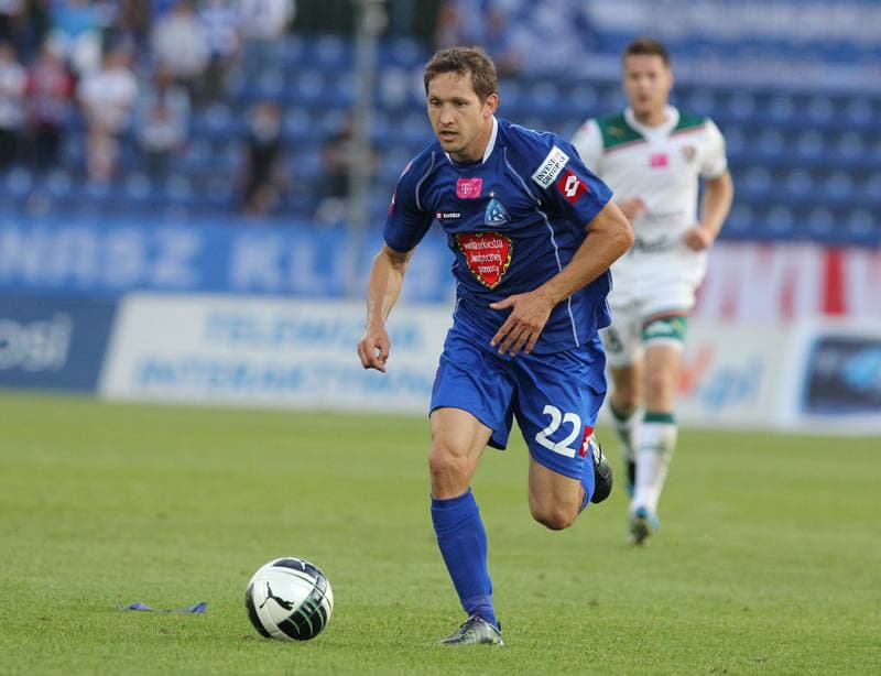 Football. Ekstraklasa. Ruch Chorzow - Slask Wroclaw. 03.04.2010