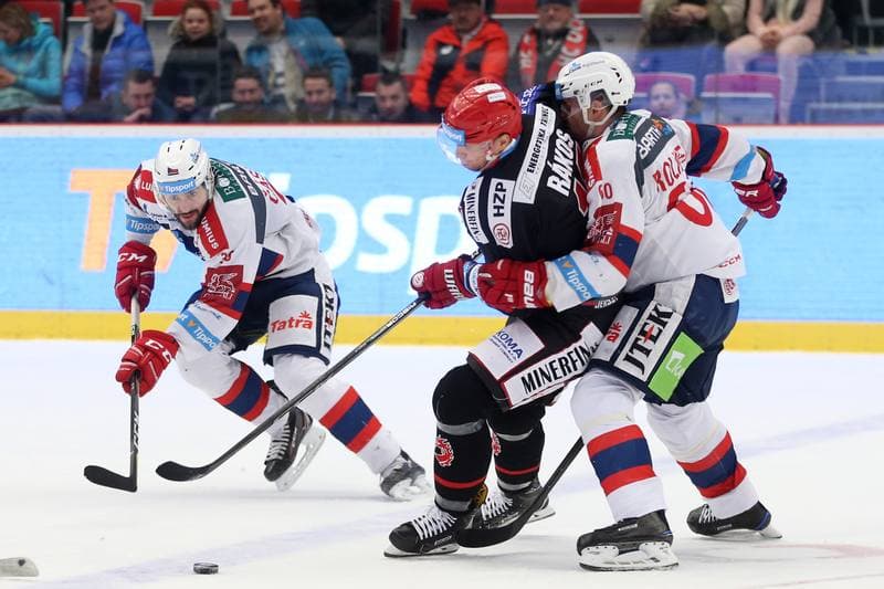 Ice Hockey. Tipsport Extraliga. Ocelari Trinec - Dynamo Pardubice. 02.03.2018