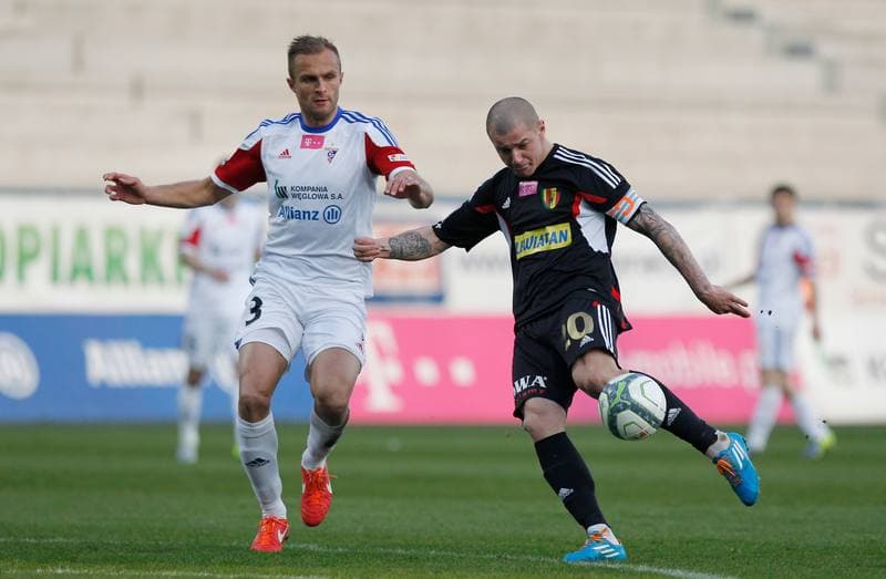 Football. T-Mobile Ekstraklasa. Gornik Zabrze - Korona Kielce. 01.03.2014
