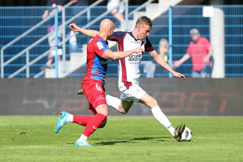 Football. Lotto Ekstraklasa. Piast Gliwice - Pogon Szczecin. 21.04.2018