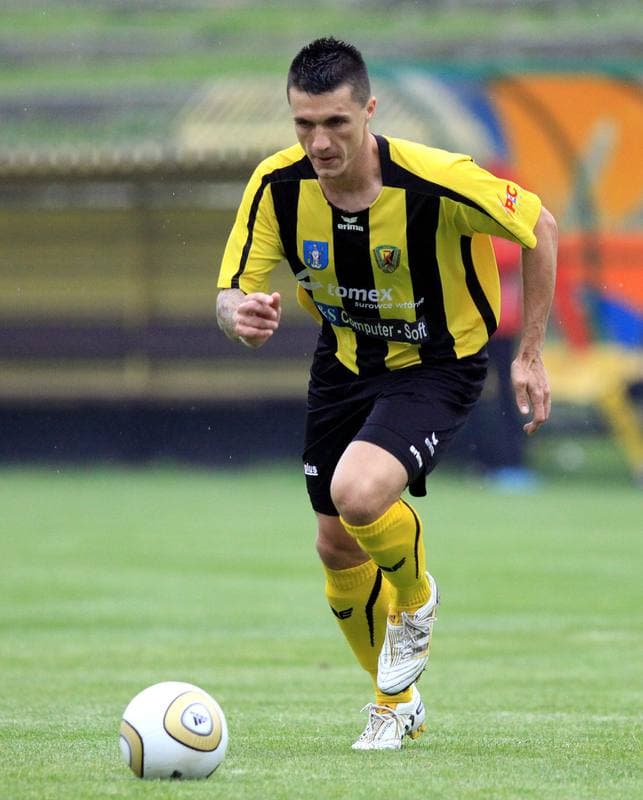 Football. I liga. Ruch Radzionkow - Termalica Bruk-Bet Nieciecza. 09.05.2012