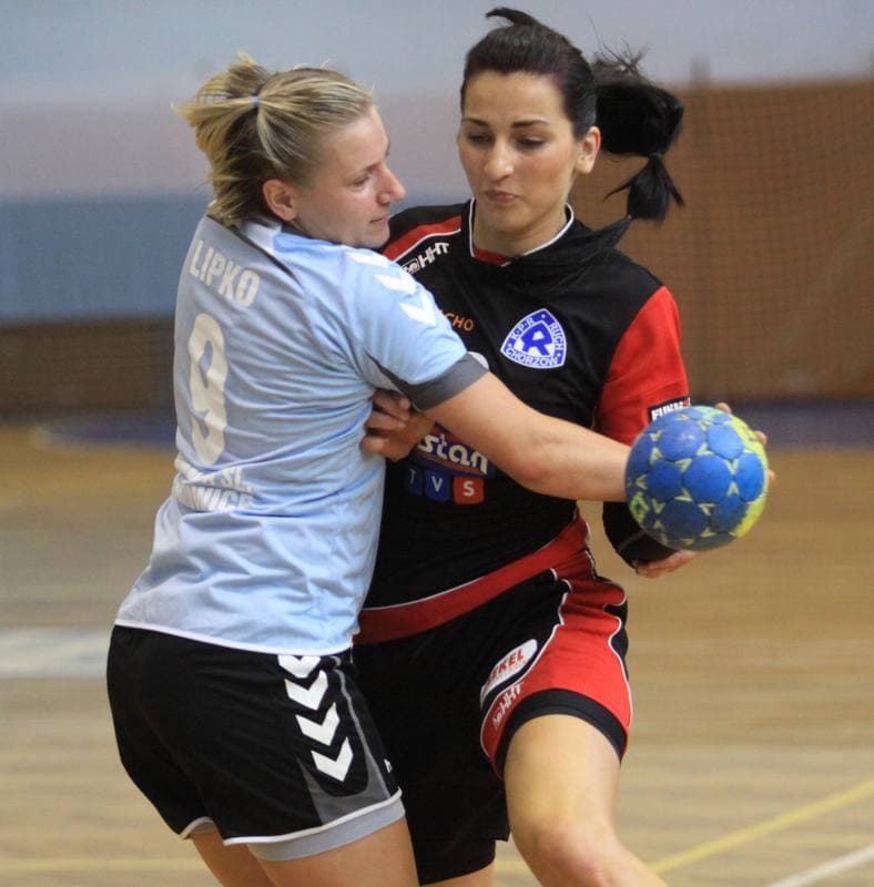 Handball. PGNiG Superliga Kobiet. Zgoda Ruda Slaska - Ruch Chorzow. 05.09.2010