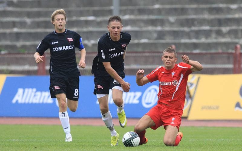 Football. Mloda Ekstraklasa. Gornik Zabrze - Cracovia Krakow. 12.09.2010