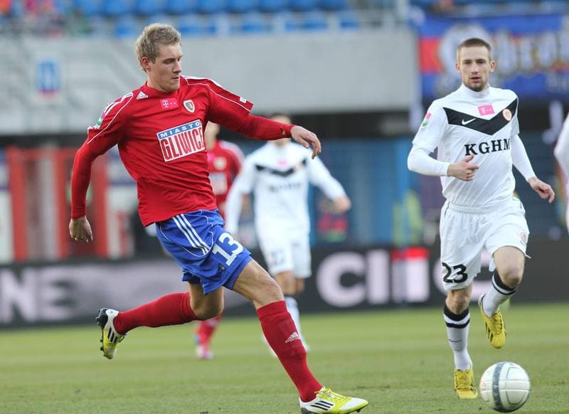 Football. T-Mobile Ekstraklasa. Piast Gliwice - Zaglebie Lubin. 02.03.2013