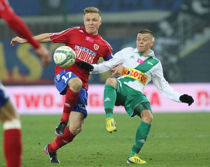 Football. T-mobile Ekstraklasa. Piast Gliwice - Lechia Gdansk. 18.03.2013