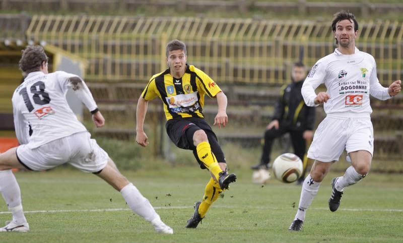 Football. I liga. Ruch Radzionkow - Gornik Leczna. 13.11.2010