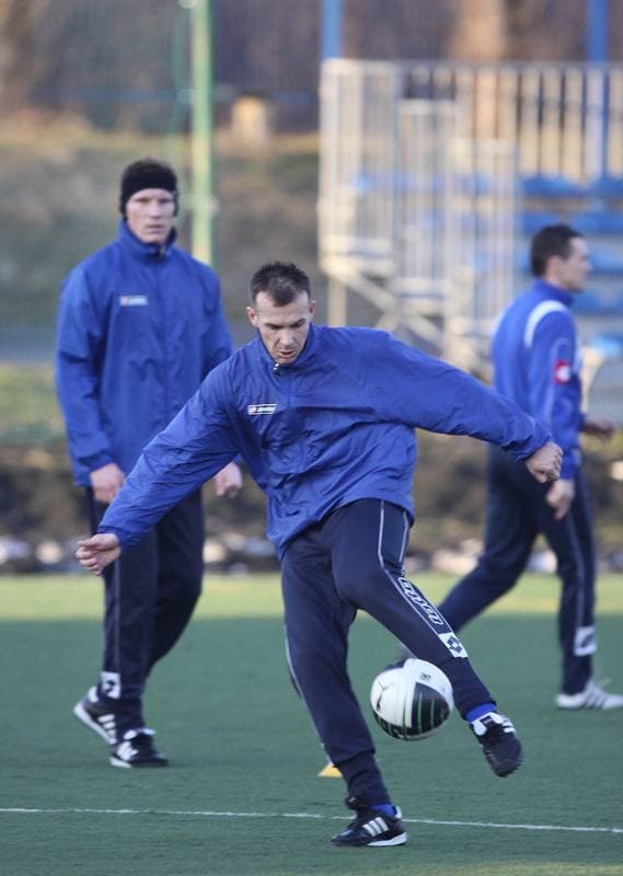 Football. Ruch Chorzow. Training. 10.01.2011
