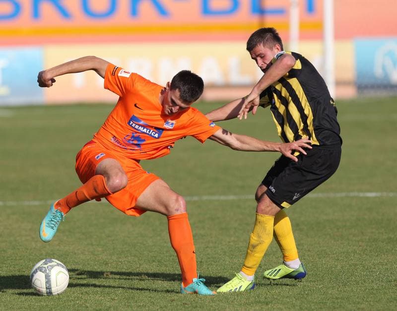 Football. I Liga. Termalica Bruk-Bet Nieciecza - GKS Katowice. 27.10.2013