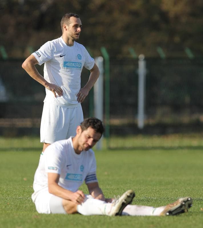 Football. III Liga Opolsko - Slaska. Grunwald Ruda Slaska - Rekord Bielsko Biala. 11.11.2014