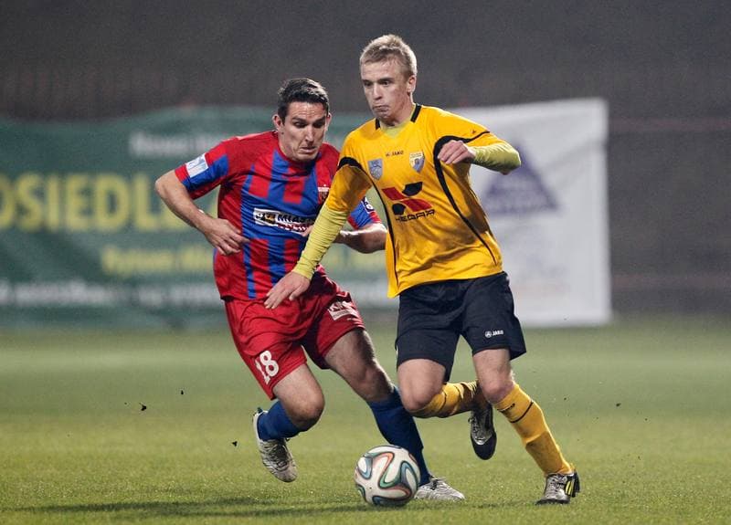 Football. III Liga Opolsko - Slaska. Polonia Bytom - Polonia Laziska Gorne. 11.11.2014