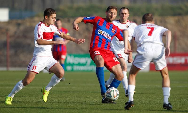 Football. III Liga Opolsko Slaska. Polonia Bytom - Ruch Zdzieszowice. 15.11.2014