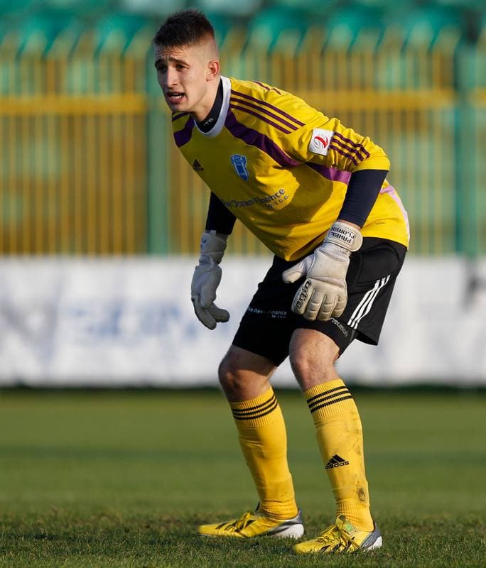Football. II Liga Opolsko Slaska. Rozwoj Katowice - Nadwislana Gora. 15.11.2014