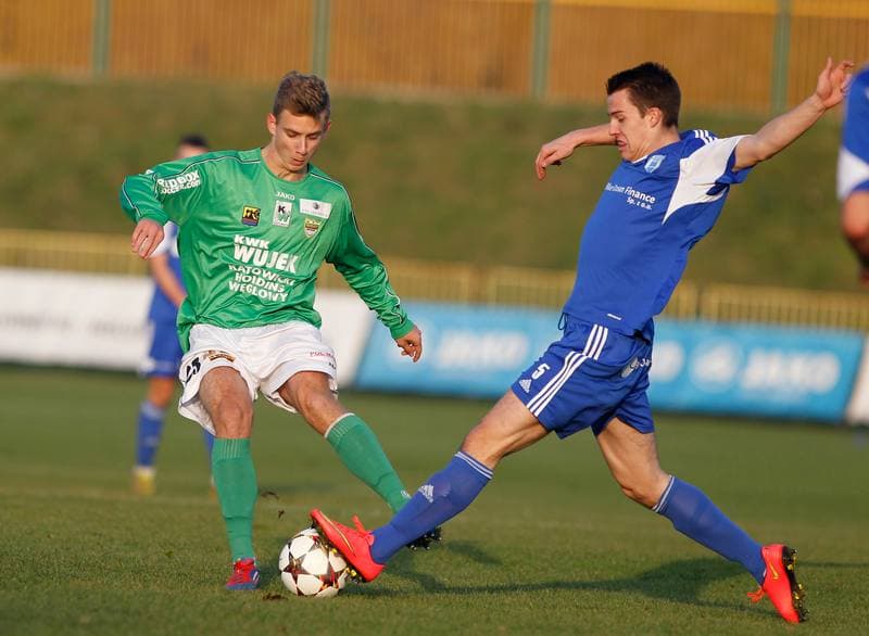 Football. II Liga Opolsko Slaska. Rozwoj Katowice - Nadwislana Gora. 15.11.2014