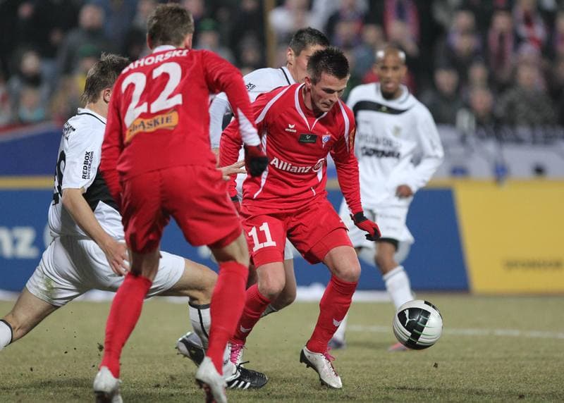 Football. PKO BP Ekstraklasa. Gornik Zabrze - Arka Gdynia. 11.03.2011