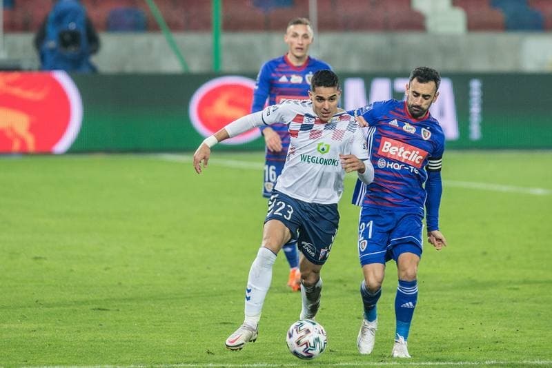 Football. PKO BP Ekstraklasa. Gornik Zabrze - Piast Gliwice. 20.11.2020
