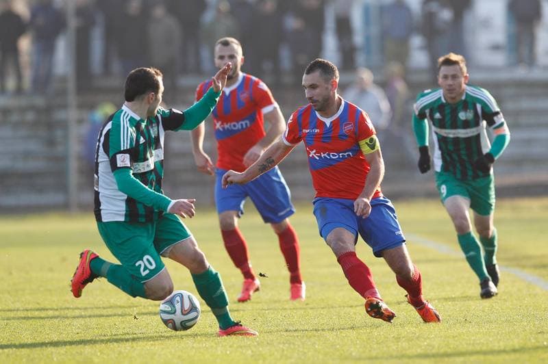 Football. II Liga. Rakow Czestochowa - Energetyk ROW Rybnik. 23.11.2014