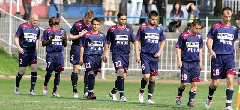 Football. I liga. Odra Wodzislaw - Kolejarz Stroze. 23.04.2011