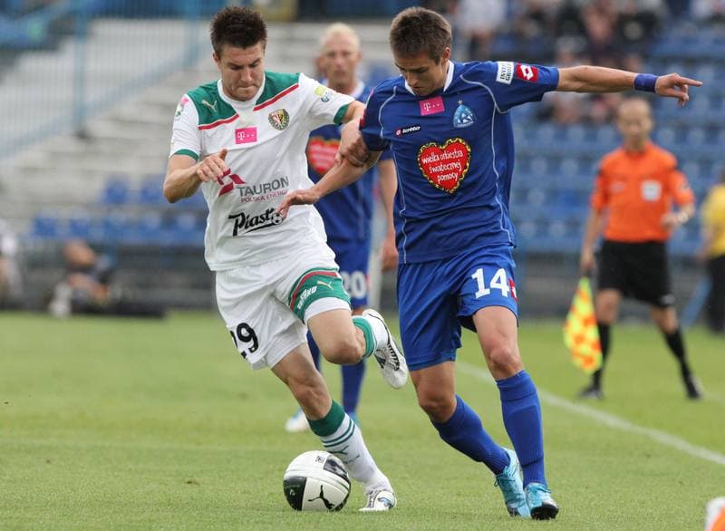 Football. Ekstraklasa. Ruch Chorzow - Slask Wroclaw. 03.04.2010