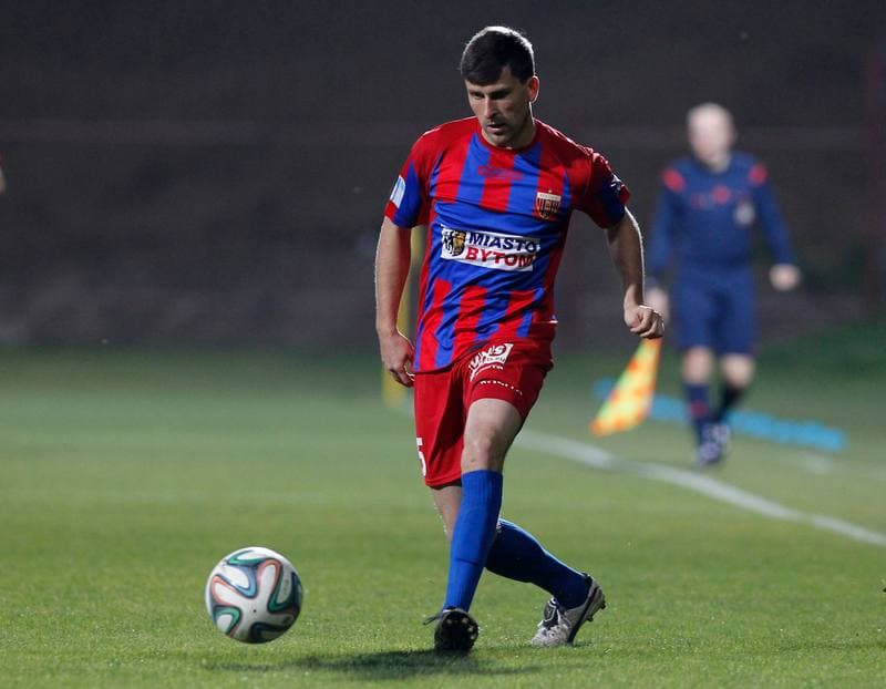 Football. III Liga Opolsko - Slaska. Polonia Bytom - Polonia Laziska Gorne. 11.11.2014