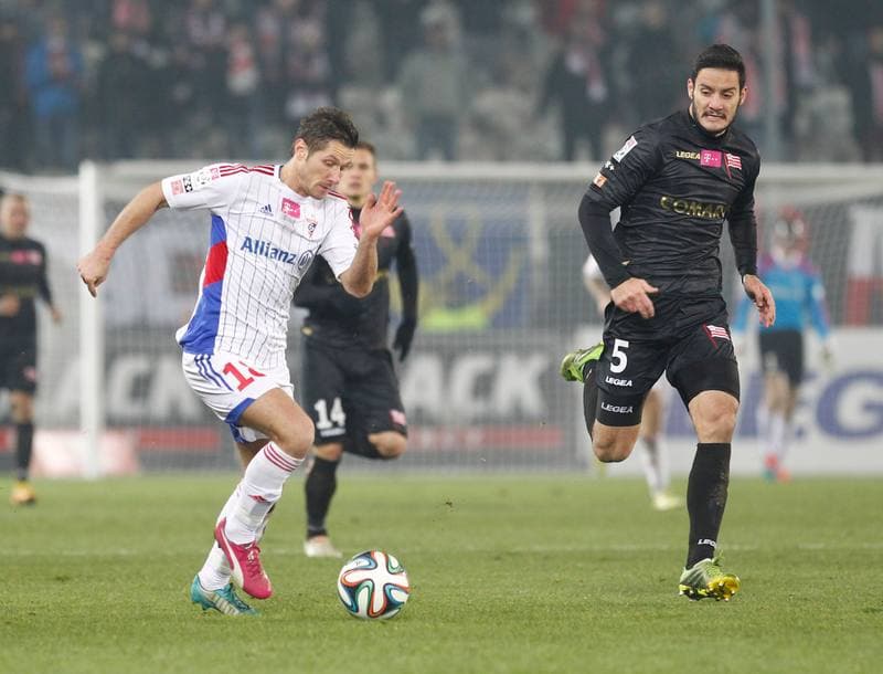 Football. T-Mobile Ekstraklasa. Cracovia Krakow - Gornik Zabrze. 24.11.2014