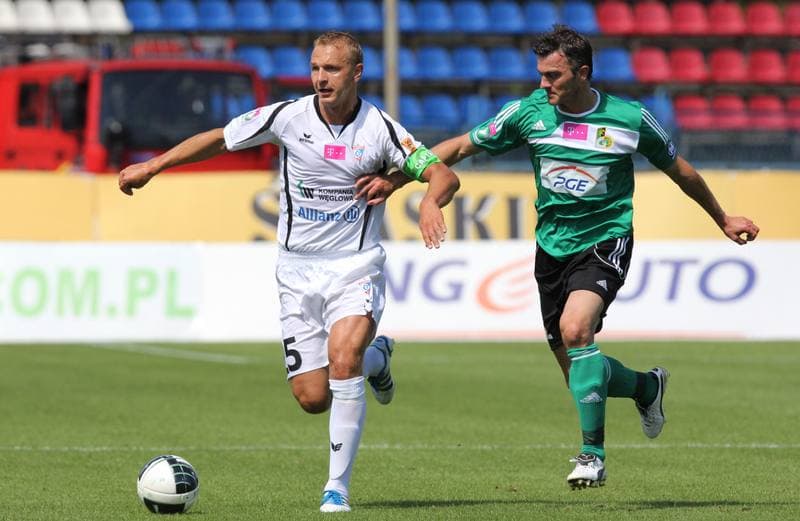 Football. T-Mobile Ekstraklasa. Gornik Zabrze - GKS Belchatow. 20.08.2011