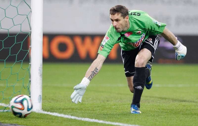 Football. T-Mobile Ekstraklasa. Piast Gliwice - Pogon Szczecin. 15.12.2014