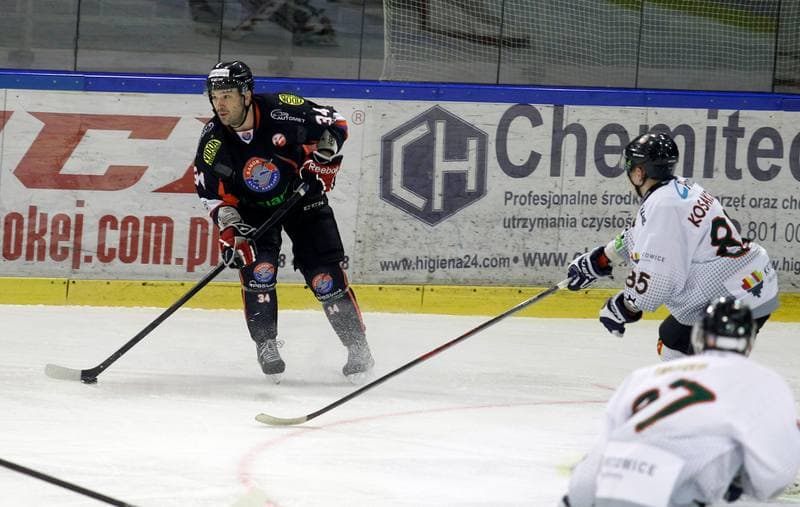 Ice Hockey. Polska Hokej Liga. Naprzod Janow - Ciarko KH Sanok. 18.01.2015