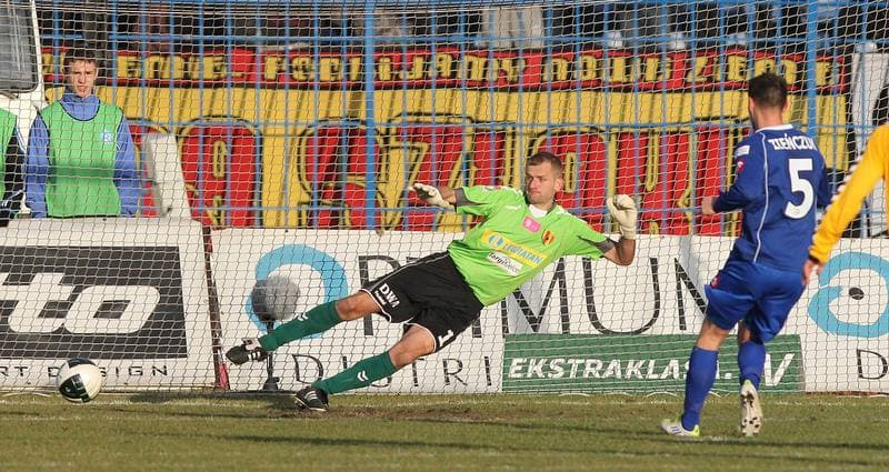 Football. T-Mobile Ekstraklasa. Ruch Chorzow - Korona Kielce. 10.12.2011