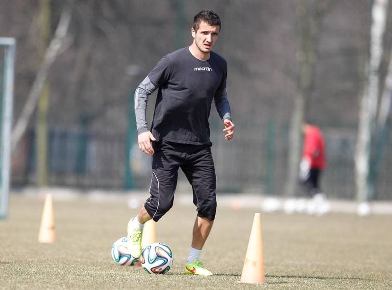 Football. GKS Katowice. Training. 15.01.2015