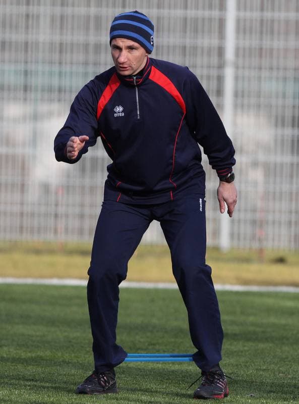 Football. Piast Gliwice. Training. 20.12.2010