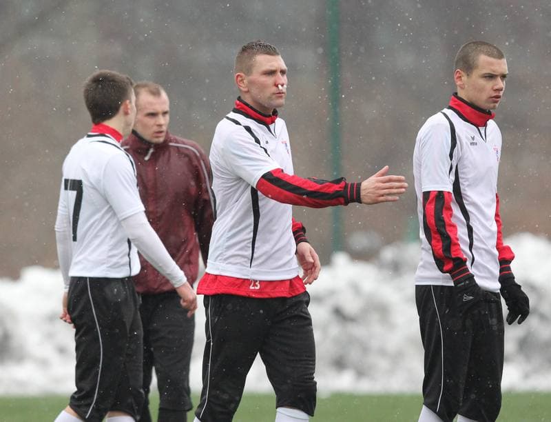 Football. Sparing. Gornik Zabrze - Orzel Balin. 20.01.2012