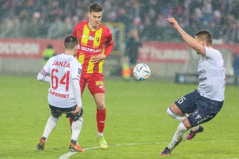 Football. PKO BP Ekstraklasa. Gornik Zabrze - Korona Kielce. 06.04.2023