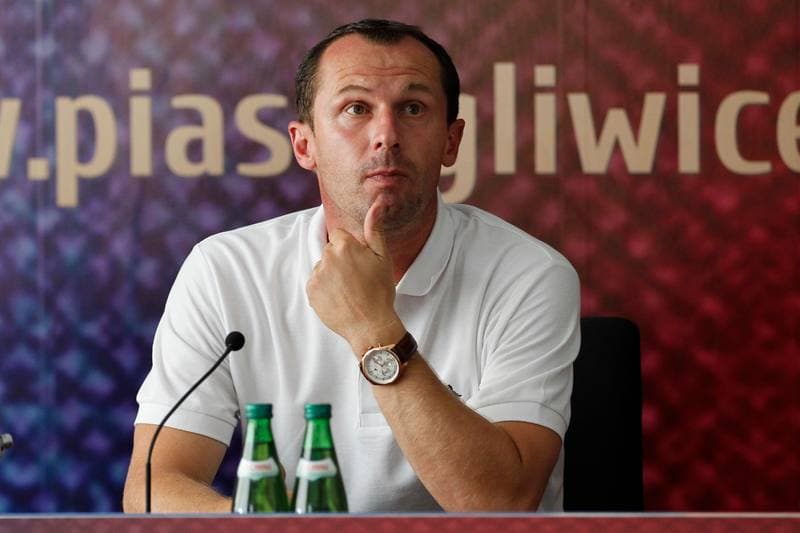 Football. Piast Gliwice. Press Conference. 01.09.2016