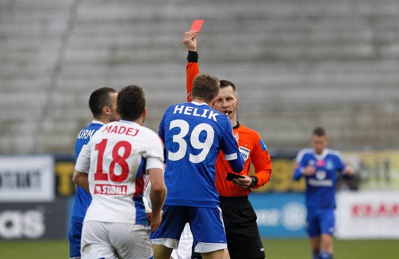 Football. T-Mobile Ekstraklasa. Gornik Zabrze - Ruch Chorzow. 02.04.2015