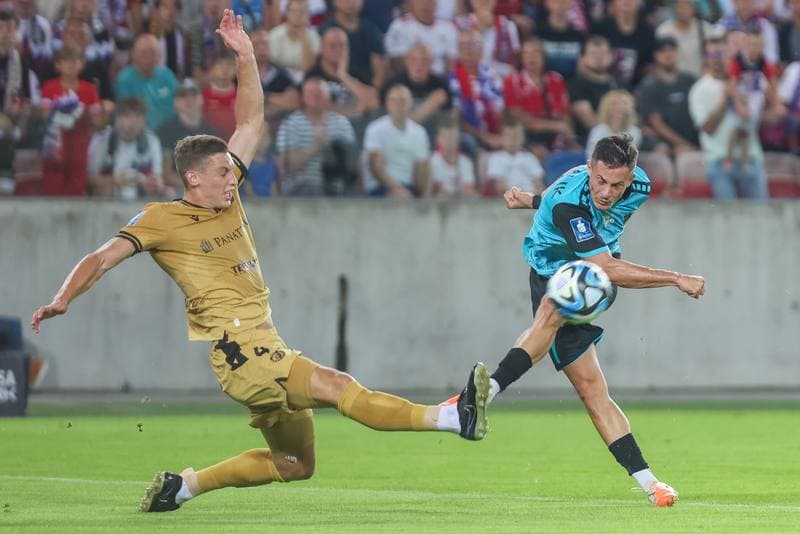 Football. PKO BP Ekstraklasa. Gornik Zabrze - Widzew Lodz. 18.08.2023