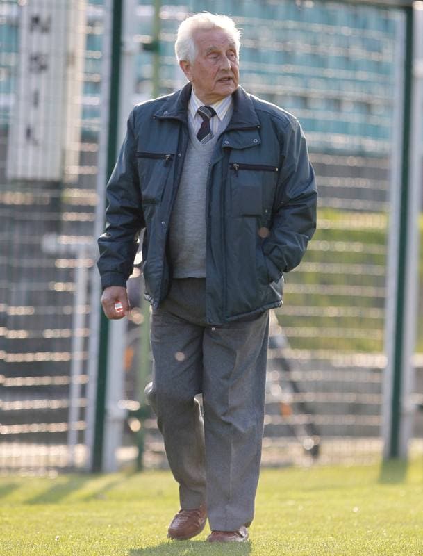 Football. III Liga Opolsko Slaska. Grunwald Ruda Slaska - Polonia Bytom. 29.04.2015
