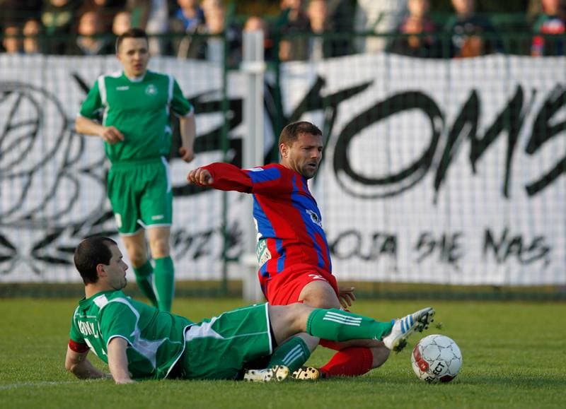 Football. III Liga Opolsko Slaska. Grunwald Ruda Slaska - Polonia Bytom. 29.04.2015