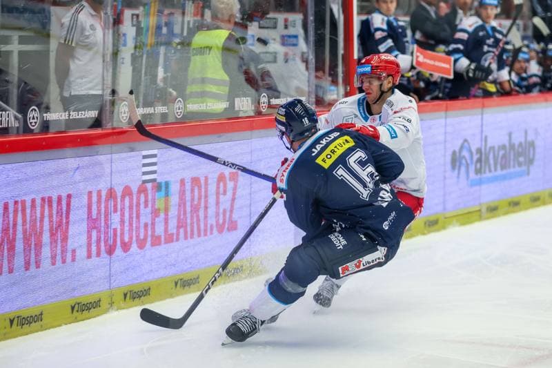 Ice Hockey. Tipsport Extraliga. Ocelari Trinec - Bily Tygri Liberec. 21.09.2023