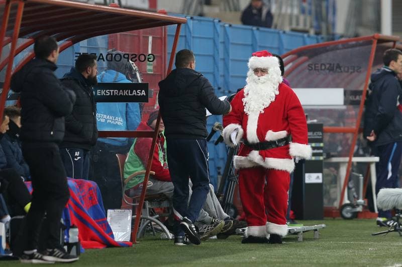 Football. Lotto Ekstraklasa. Piast Gliwice - Korona Kielce. 03.12.2016