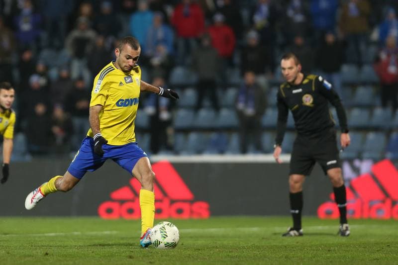 Football. Lotto Ekstraklasa. Ruch Chorzow - Arka Gdynia. 05.12.2016