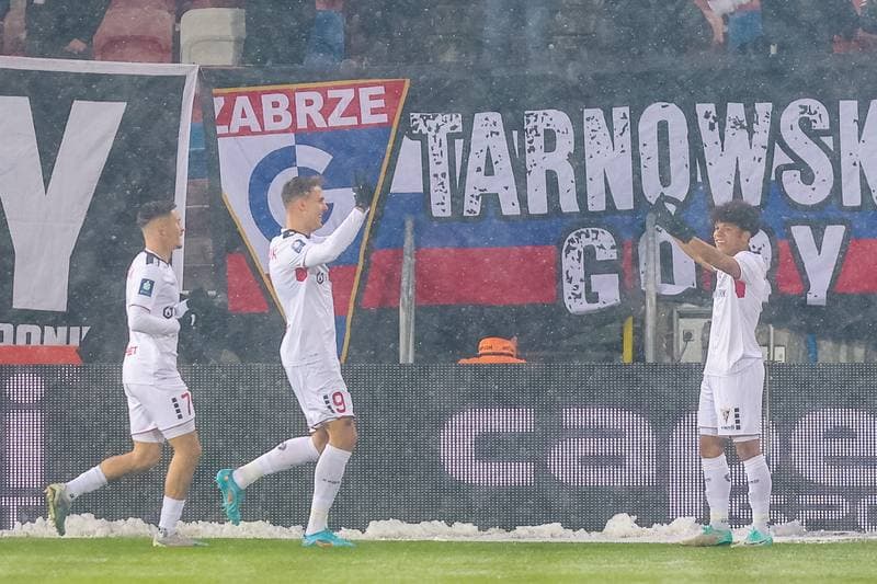 Football. PKO BP Ekstraklasa. Gornik Zabrze - Pogon Szczecin. 01.12.2023