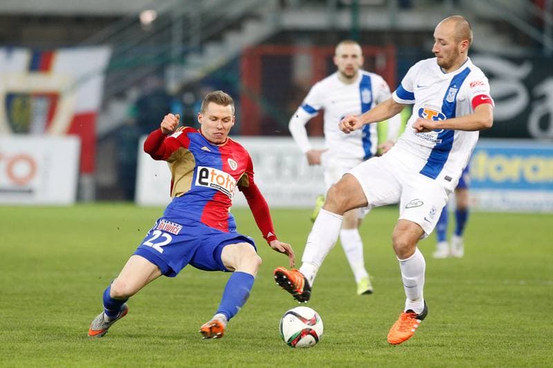 Football. PKO BP Ekstraklasa. Piast Gliwice - Lech Poznan. 20.12.2015