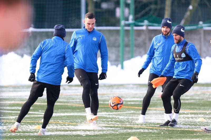 Football. Ruch Chorzow. Training. 08.01.2024