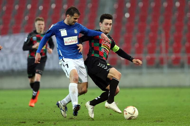 Football. Nice I Liga. GKS Tychy - Sandecja Nowy Sacz. 05.04.2017