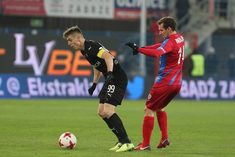 Football. Lotto Ekstraklasa. Piast Gliwice - Cracovia Krakow. 18.11.2017