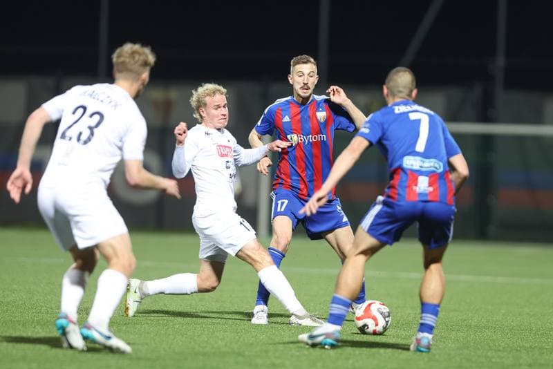 Football. II Liga. Polonia Bytom - KKS 1925 Kalisz. 19.04.2024
