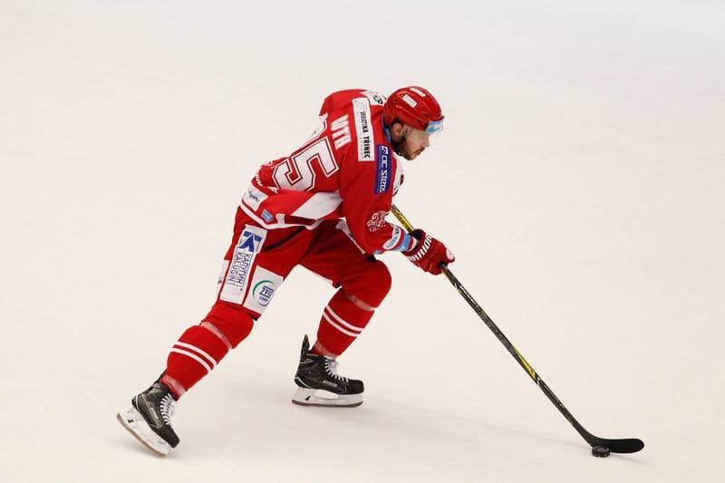 Ice Hockey. Tipsport Extraliga. Ocelari Trinec - Pirati Chomutov. 05.01.2018