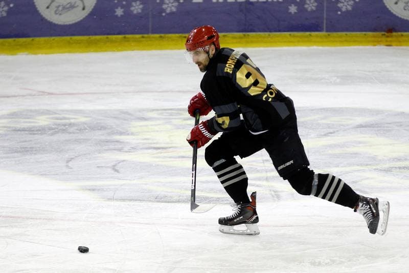 Ice Hockey. Polska Hokej Liga. Anteo Naprzod Janow - Comarch Cracovia Krakow. 19.01.2018