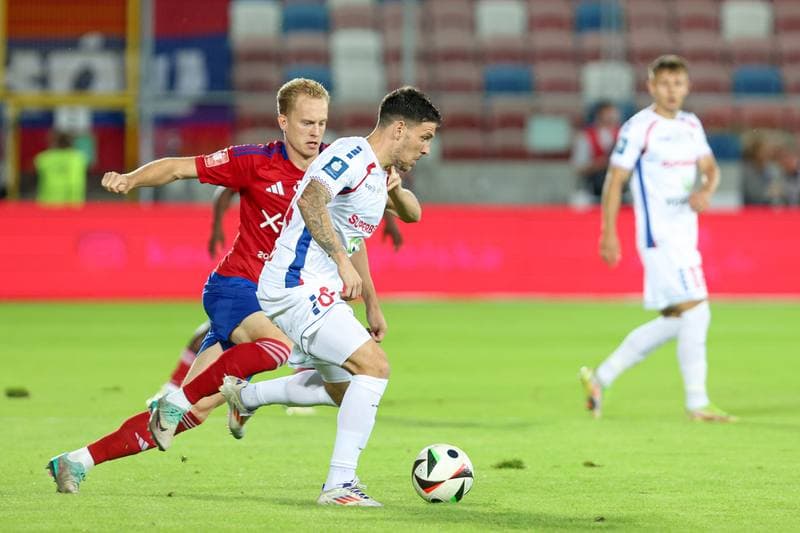 Football. PKO BP Ekstraklasa. Gornik Zabrze - Rakow Czestochowa. 18.08.2024